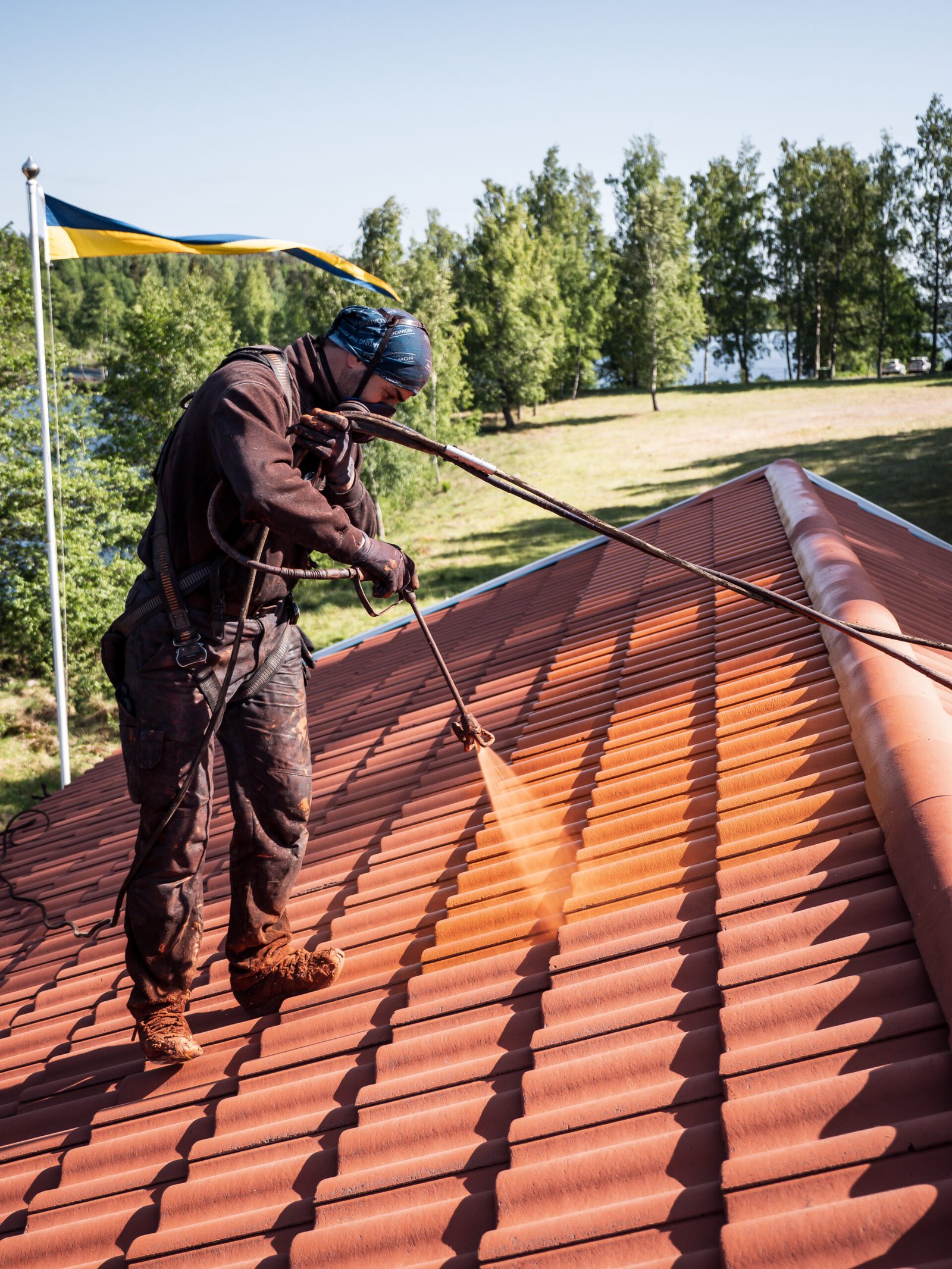 Takmålning / Takbeläggning